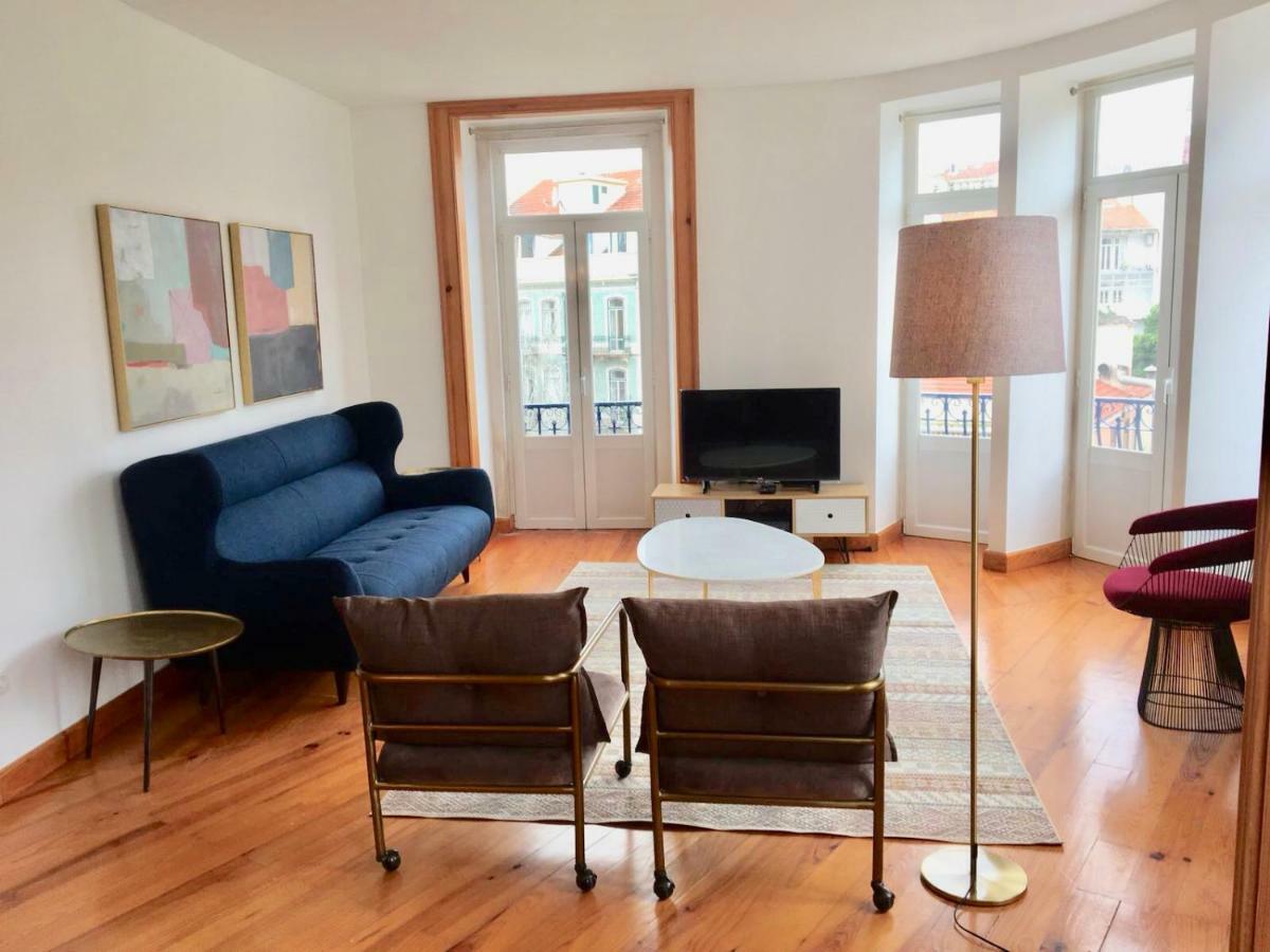 Baixa Beautiful And Luminous 3 Bdr Flat Apartment