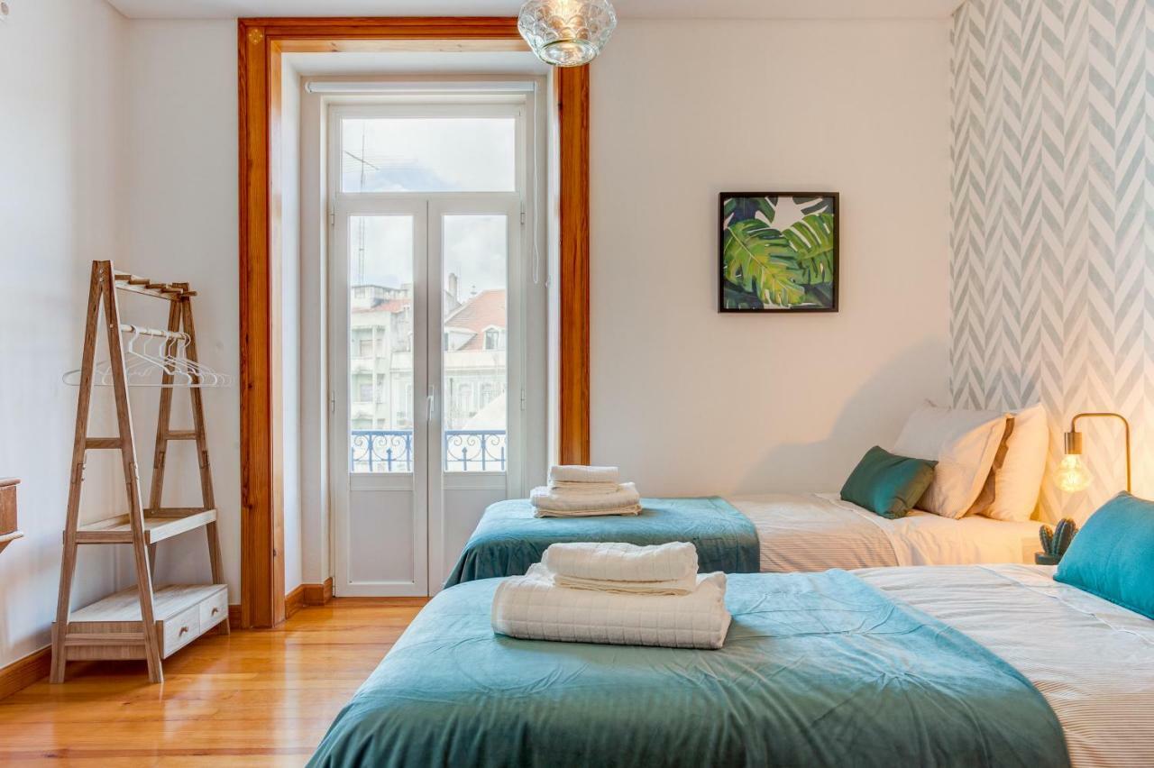 Baixa Beautiful And Luminous 3 Bdr Flat Apartment