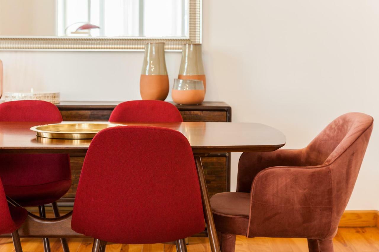 Baixa Beautiful And Luminous 3 Bdr Flat Apartment *