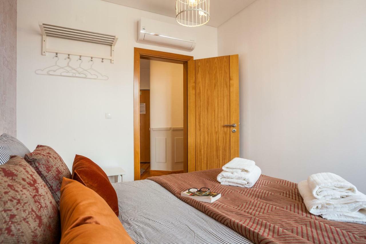 Baixa Beautiful And Luminous 3 Bdr Flat
